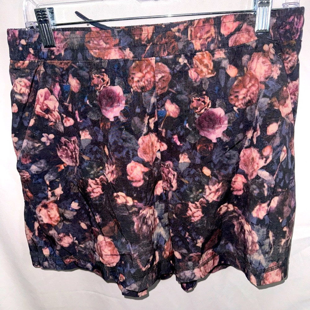 Lululemon 6” inseam workout shorts
